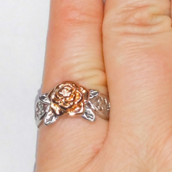 🎀 925- 14k Rose Gold Rose Ring - Picture 7 of 8
